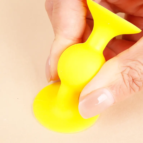 Movable Pull String Toy